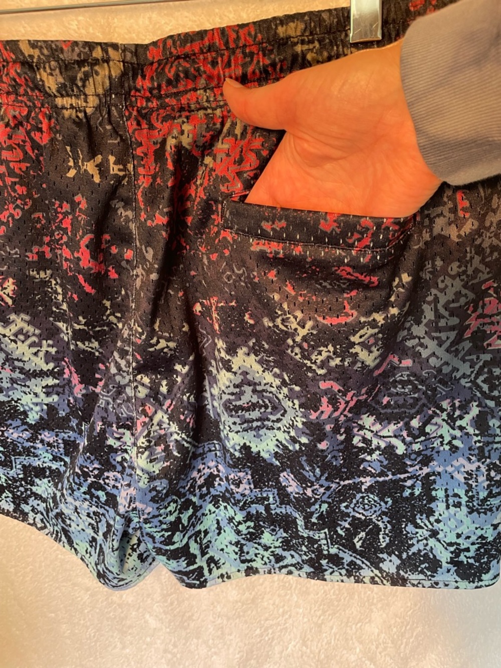Men's YoungLA Persian Rug Reversible Shorts, Blue Rug Large - Picture 7 of 11